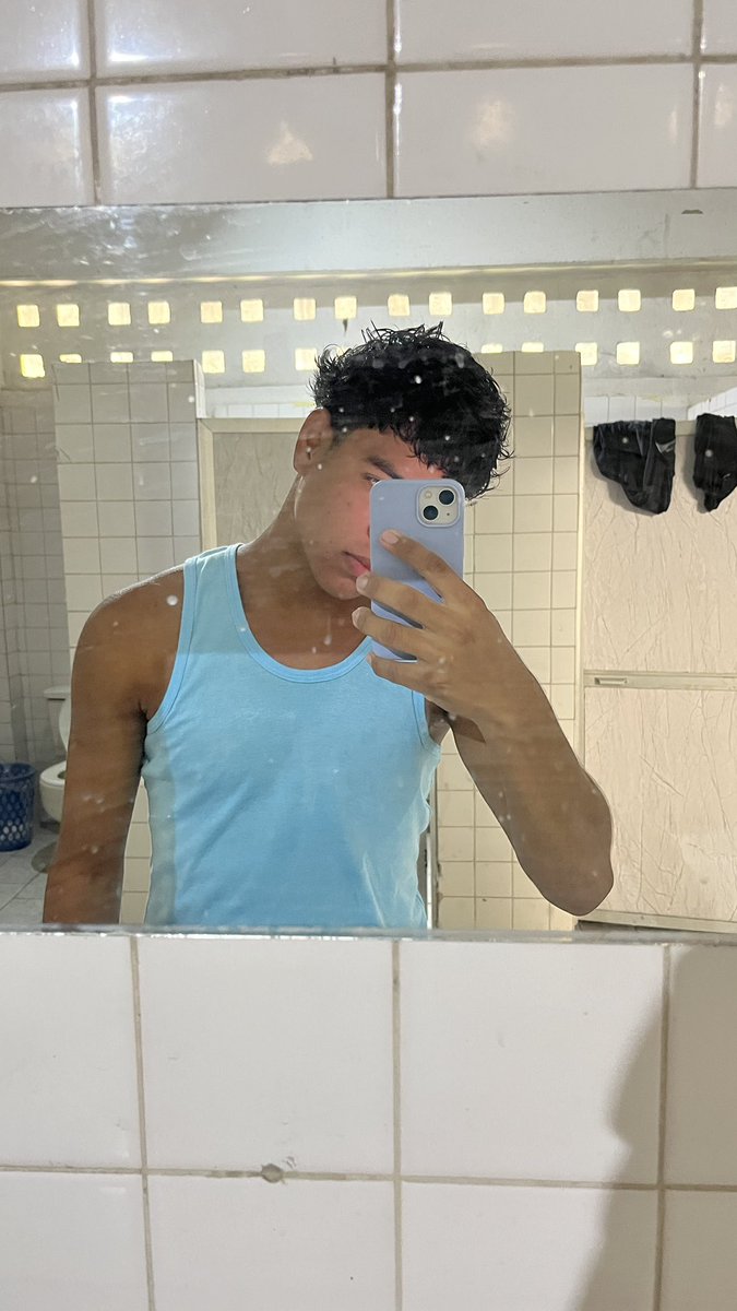 daniel tweet media