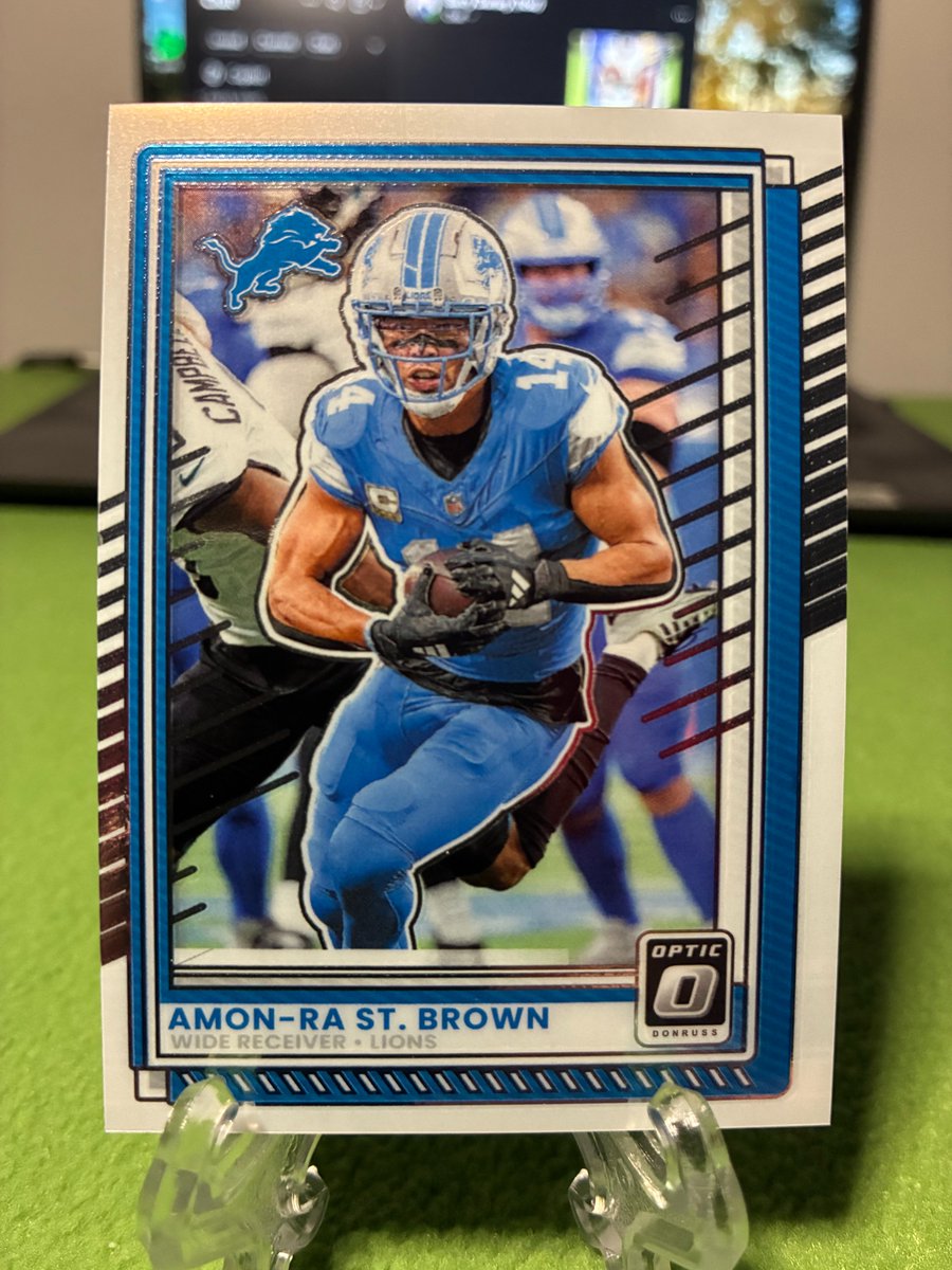 Sports Card Liker tweet media