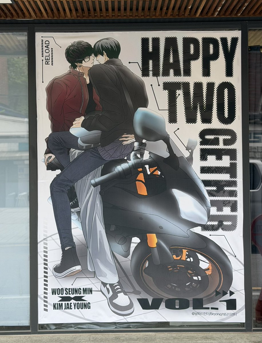 갑자기 tweet media