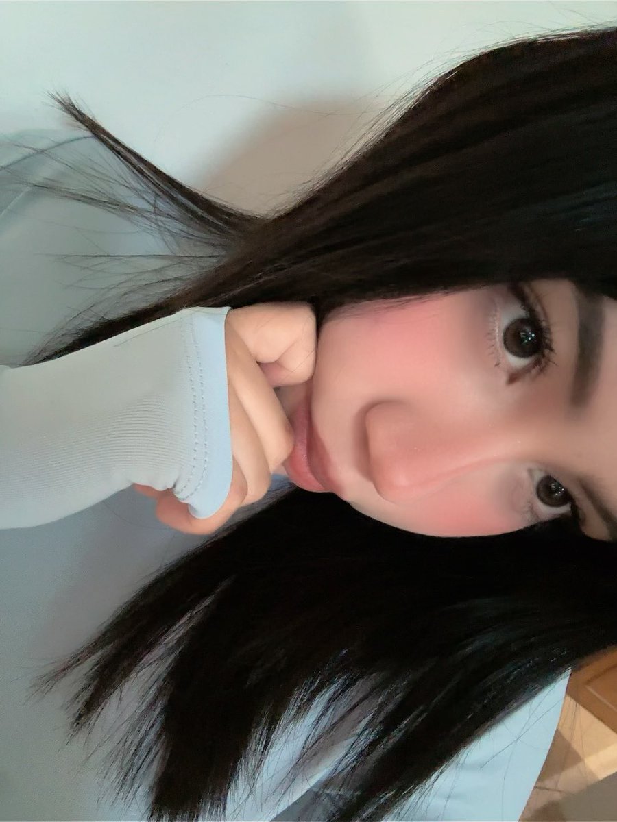 _yeezlya's tweet photo. https://t.co/TzAiBcoIIn
