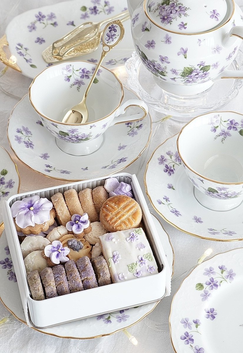 🦢momody(ﾓﾓﾃﾞｨｰ)🦢食器デザイナー🍽 tweet media