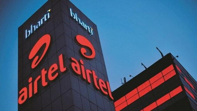CNBC_Awaaz's tweet image. Airtel ग्राहकों के लिए बुरी खबर! 84 दिन का प्लान अब और महंगा, नया दाम जानकर चौंक जाएंगे hindi.cnbctv18.com/photos/technol… 
#airtelnews #technews #recharge