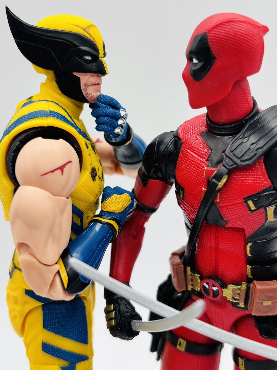 sirpaul64's tweet image. Wolverine Deadpool Wolverine Marvel Legends Unboxing &amp;amp; Review! youtu.be/01Zh8oC4GKg?si… #wolverine #marvellegends #deadpool #hasbro #actionfigures #xmen #logan #toys