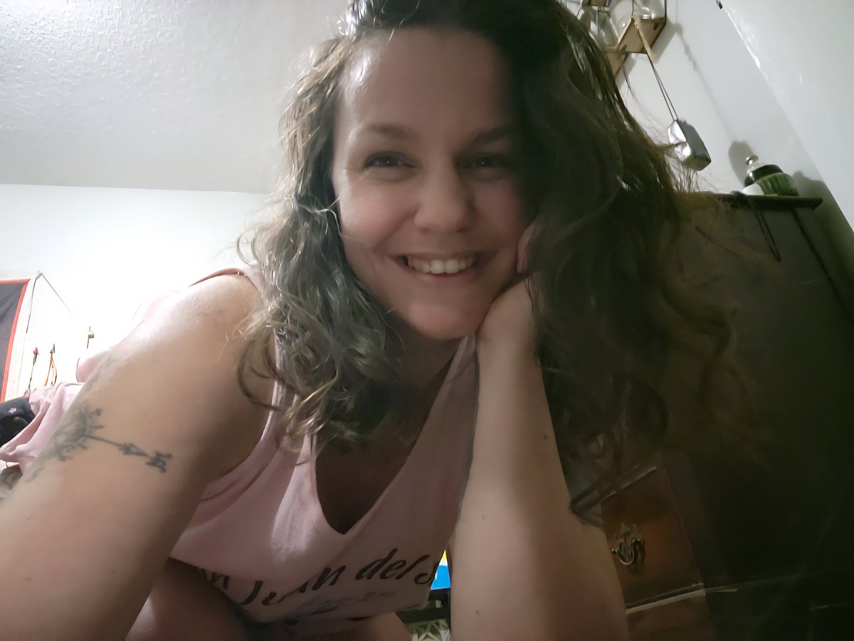 misfit marla tweet media