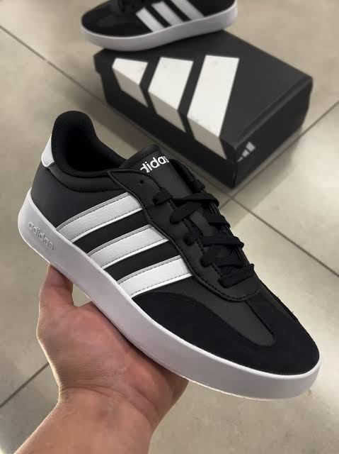 tenis out of context tweet media