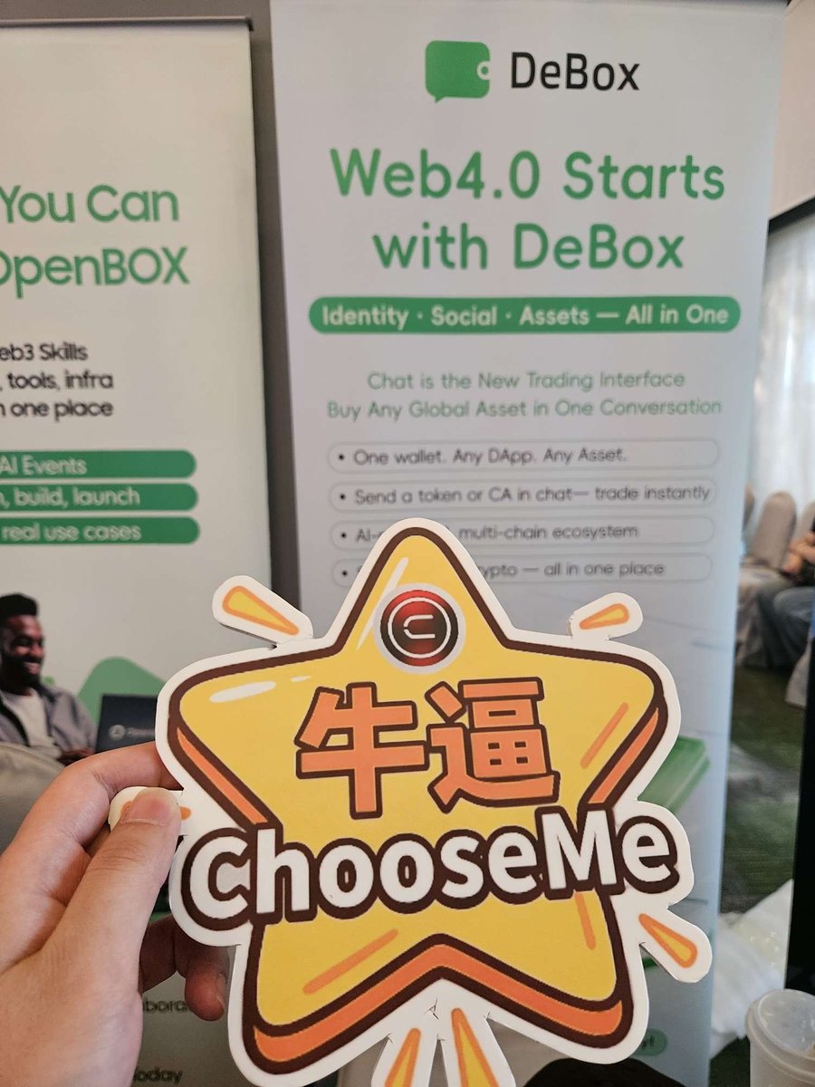 ChooseMe_Global's tweet image. Who's the cheeky pioneer this time? 

While we're all serious on official Twitter 😏, we can't stop the community from having fun at #HongKongWeb3Fest. 

With slogans like these, it feels like even #BNBChain and #DeBox booths are being "waved" by this energy.

Since you put it