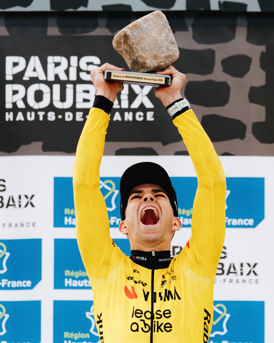 cervelo's tweet image. Battled through hell. Feels like heaven.

Paris-Roubaix. Wout van Aert. Team Visma | Lease a Bike.
📸 : Jered Gruber