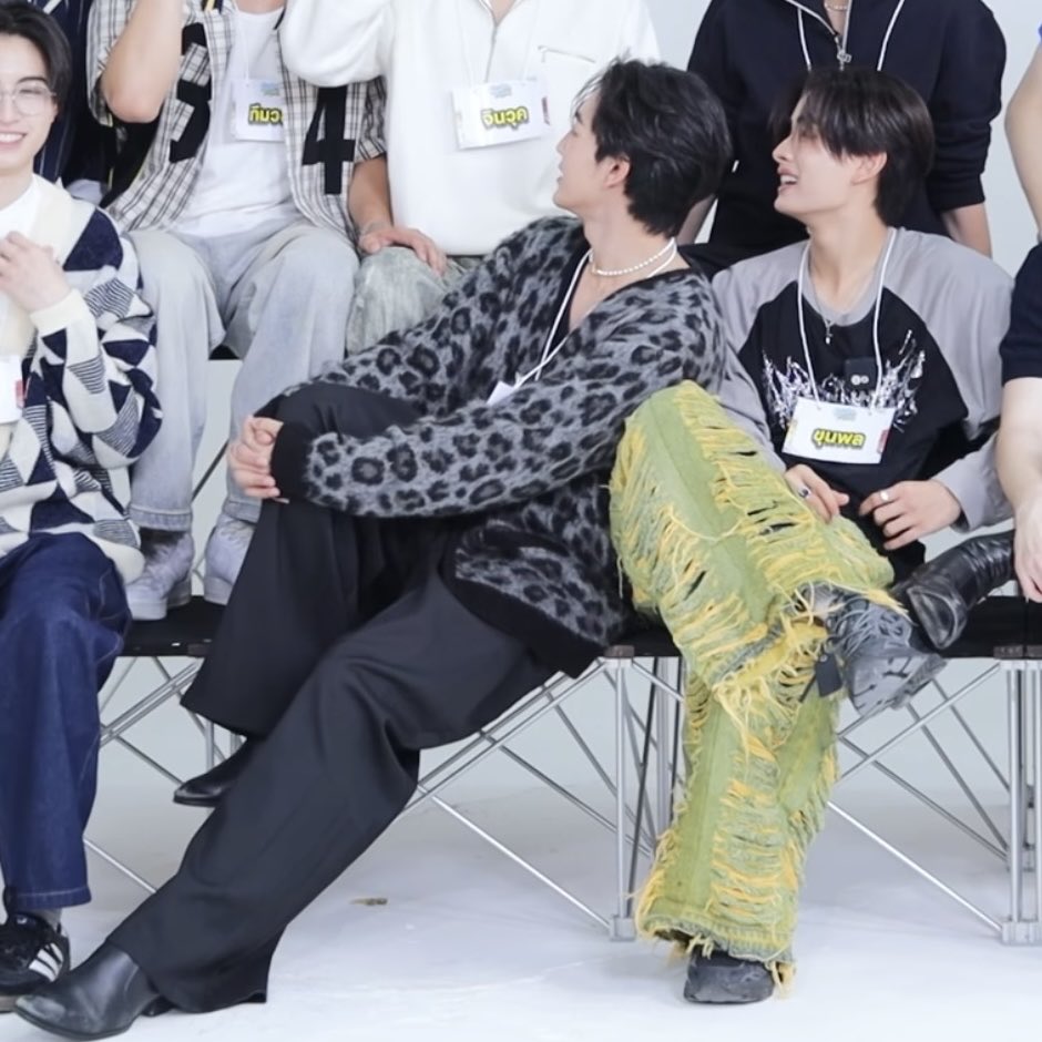 yourbabe! 🐈‍⬛💘 tweet media