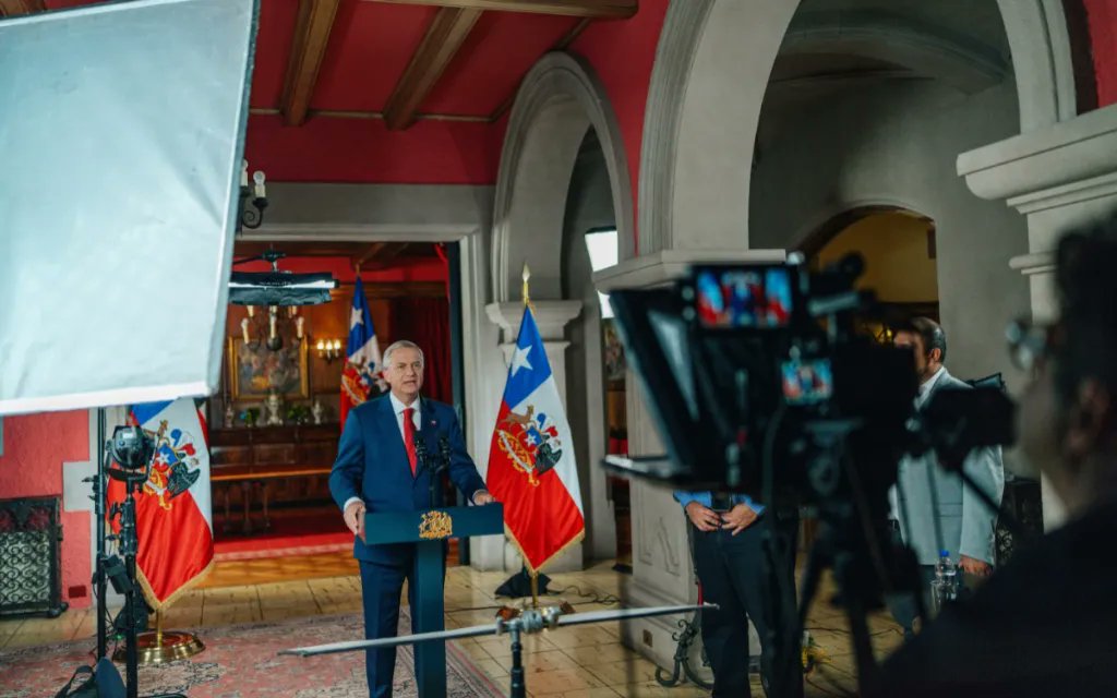 PIENSAPRENSA 360 mil Seguidores tweet media