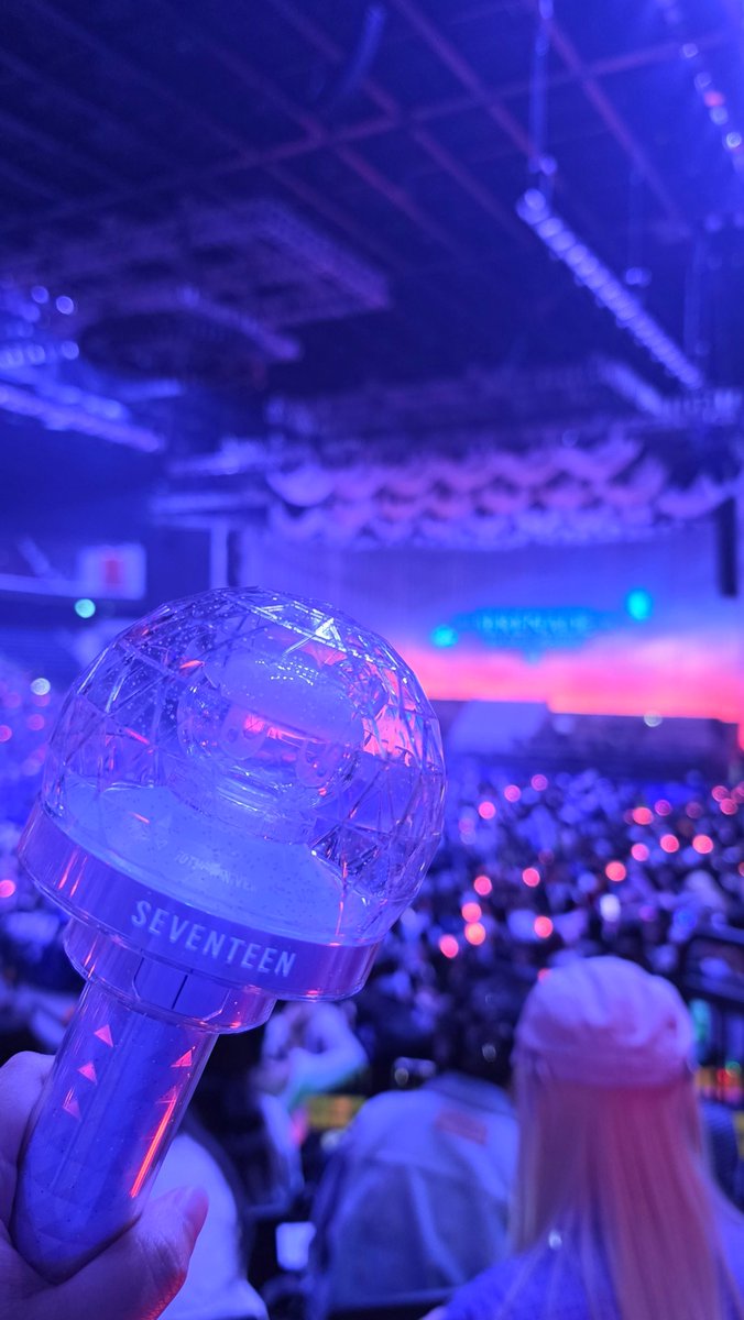 power_up_717's tweet photo. 260419 메보즈콘
메보라는건 정말 대단하구나 https://t.co/vvXk2Hsl9k