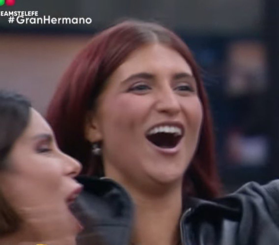 LA CASA SE QUEDÓ SIN PRESUPUESTO POR ESTÁS DOS Y LAS MUY CARADURAS NI DIERON LA CARA 

LOS VALORES CUANDO LES CONVIENE

#GranHermano