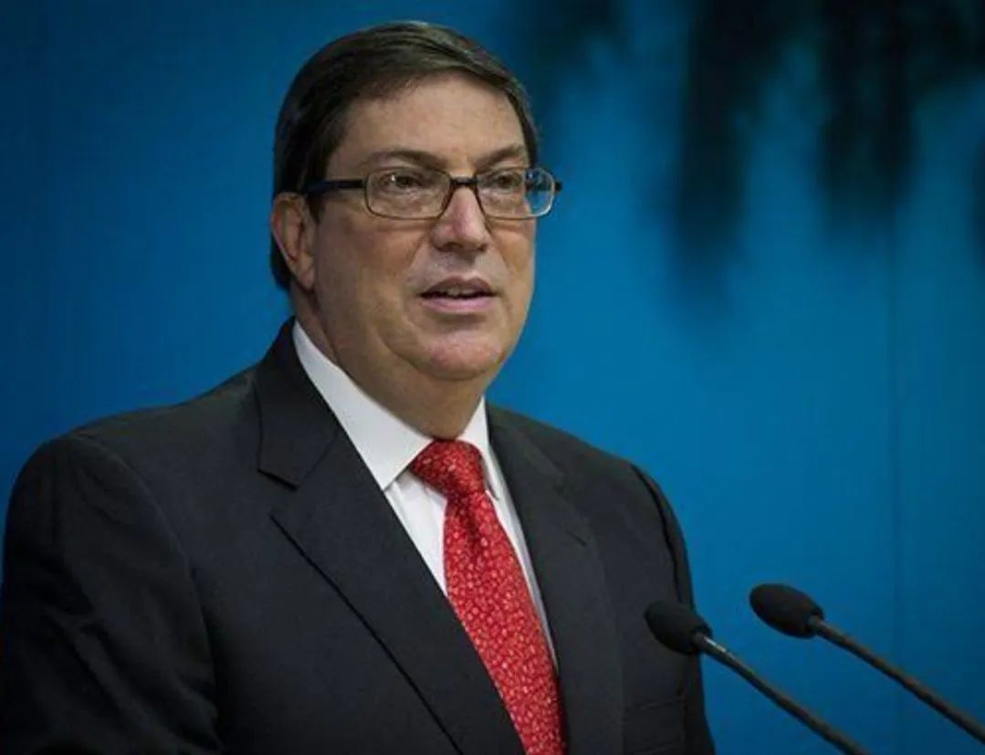EduardoLopezL65's tweet image. Cuba agradece el respaldo de #México, #Brasil y #España para ampliar la ayuda a la nación. 🇲🇽🇧🇷🇪🇸Estos gobiernos, se comprometieron a incrementar la asistencia humanitaria, ante el endurecimiento del bloqueo impuesto por #EEUU
@BrunoRguezP 
#CubaNoEstáSola #TumbaElBloqueo