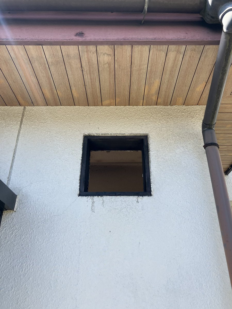 hybrida_gasweet's tweet image. 【換気扇】ビフォーアフター
数十年も放置プレイの屋外フード様
#キッチン #リフォーム 
#kitchen #reform 
#hybrida