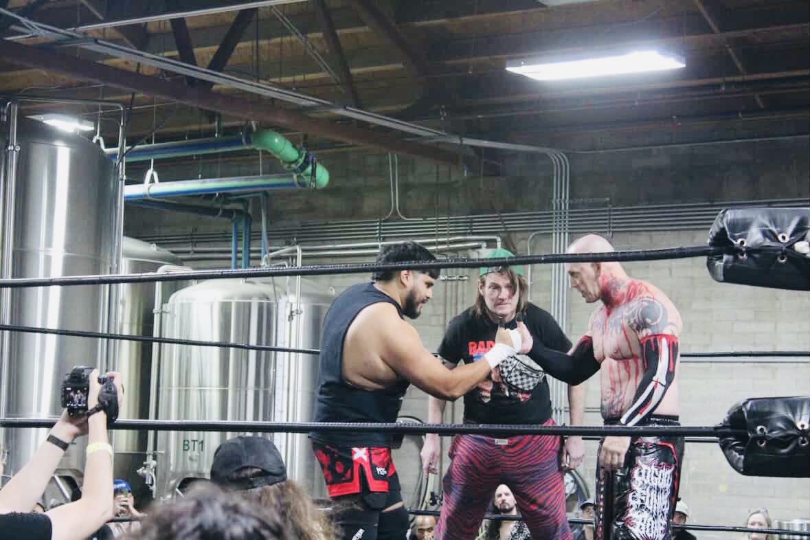 Marty_2_Fly's tweet photo. Because I had a barefoot thumbtack thumb wrestling match🫩🥃
My dogs were out for the people chat😮‍💨✨
Thank you @darksheikftf✨
 #wwwswwf https://t.co/A8NgI0Gs7C