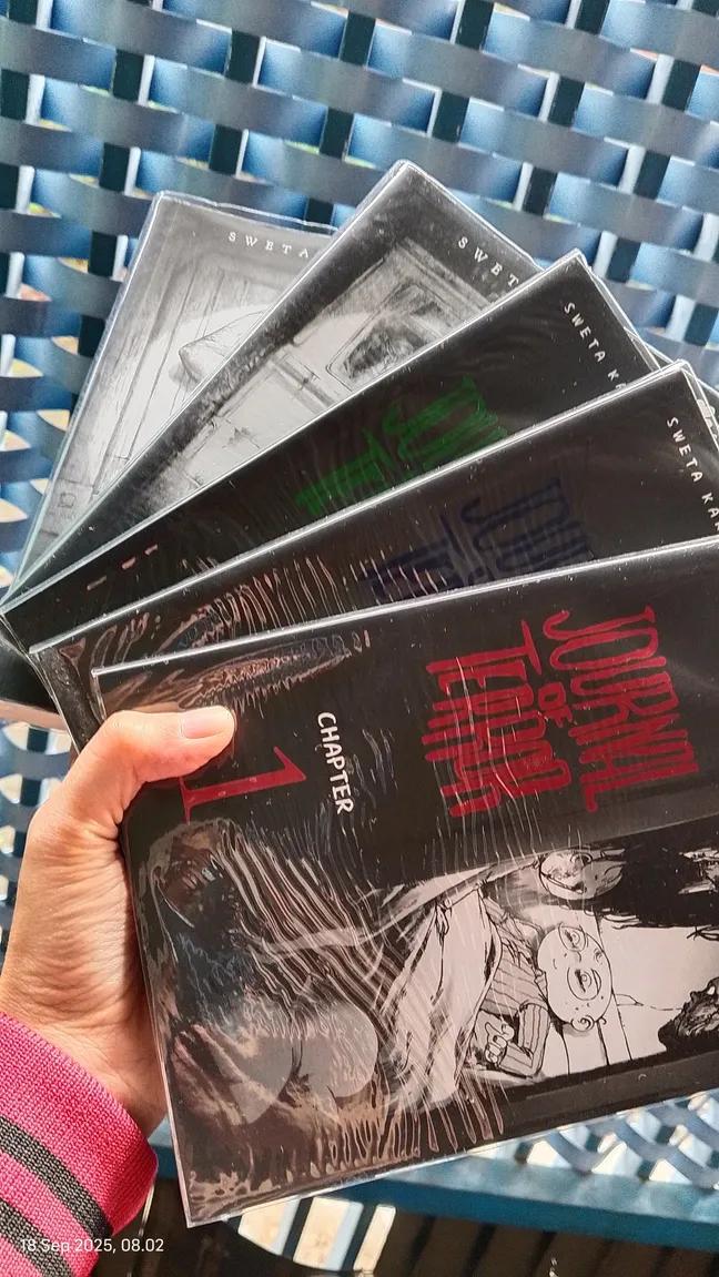 fplestari14's tweet photo. Akhirnya bisa mulai baca kelanjutan petualangan prana dan sukma lagi di novel terbarunya 😍 @SwetaKartika https://t.co/5uii2CtMbq