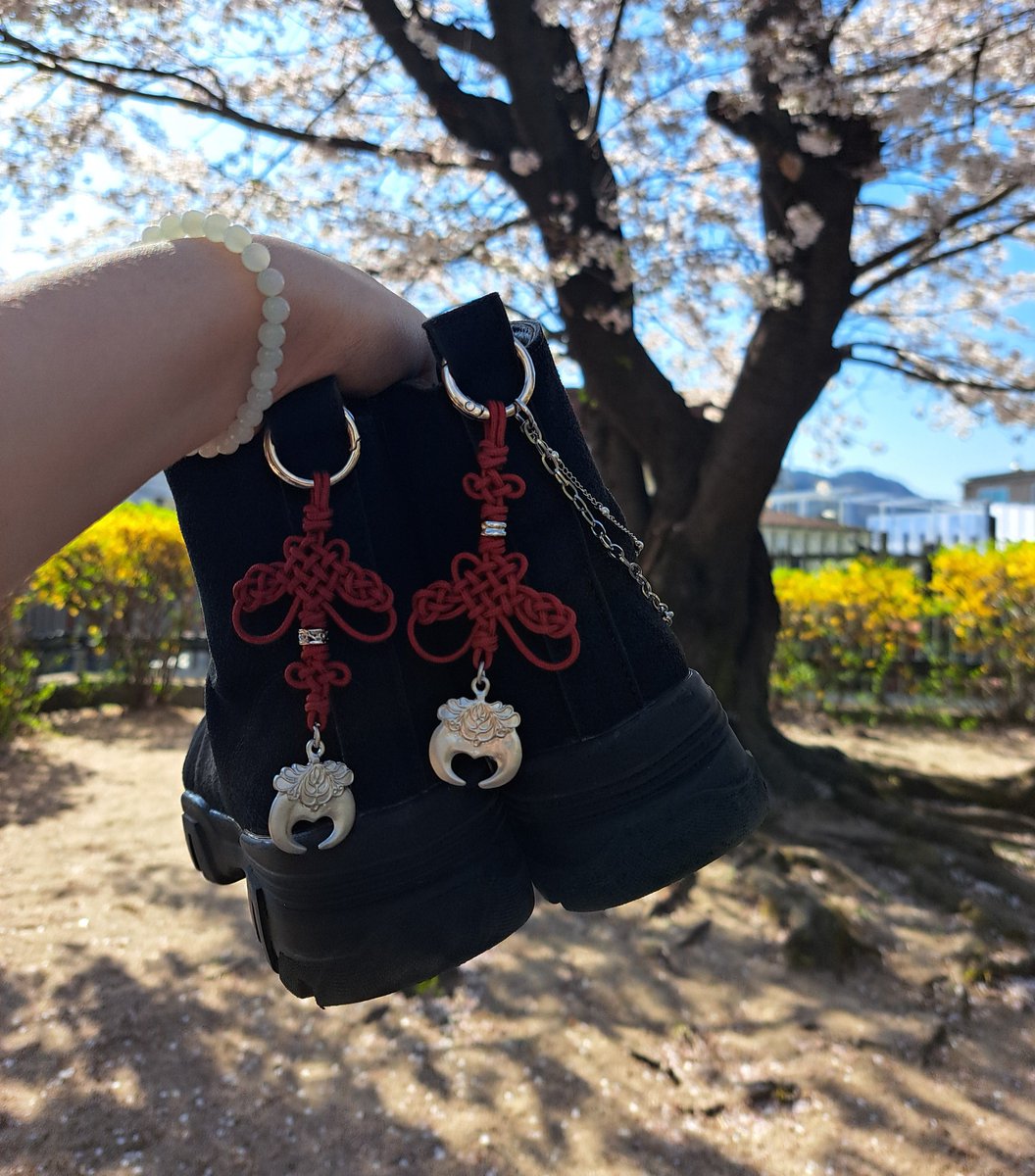 련연蓮瑌 tweet media