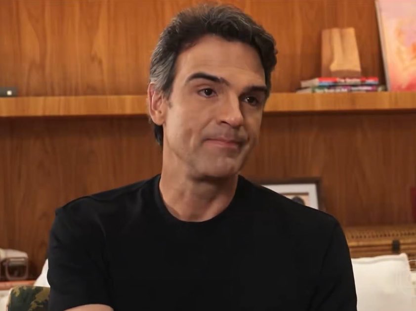 Tadeu Schmidt falou sobre o falecimento de seu irmão, Oscar Schmidt, ao #Fantástico:

"É uma história que acabou, né? A minha história tem lembranças de Oscar. Essa história foi concluída. Eu não lido muito bem com a morte, não. Eu lido muito mal com a morte. Eu odeio a morte"