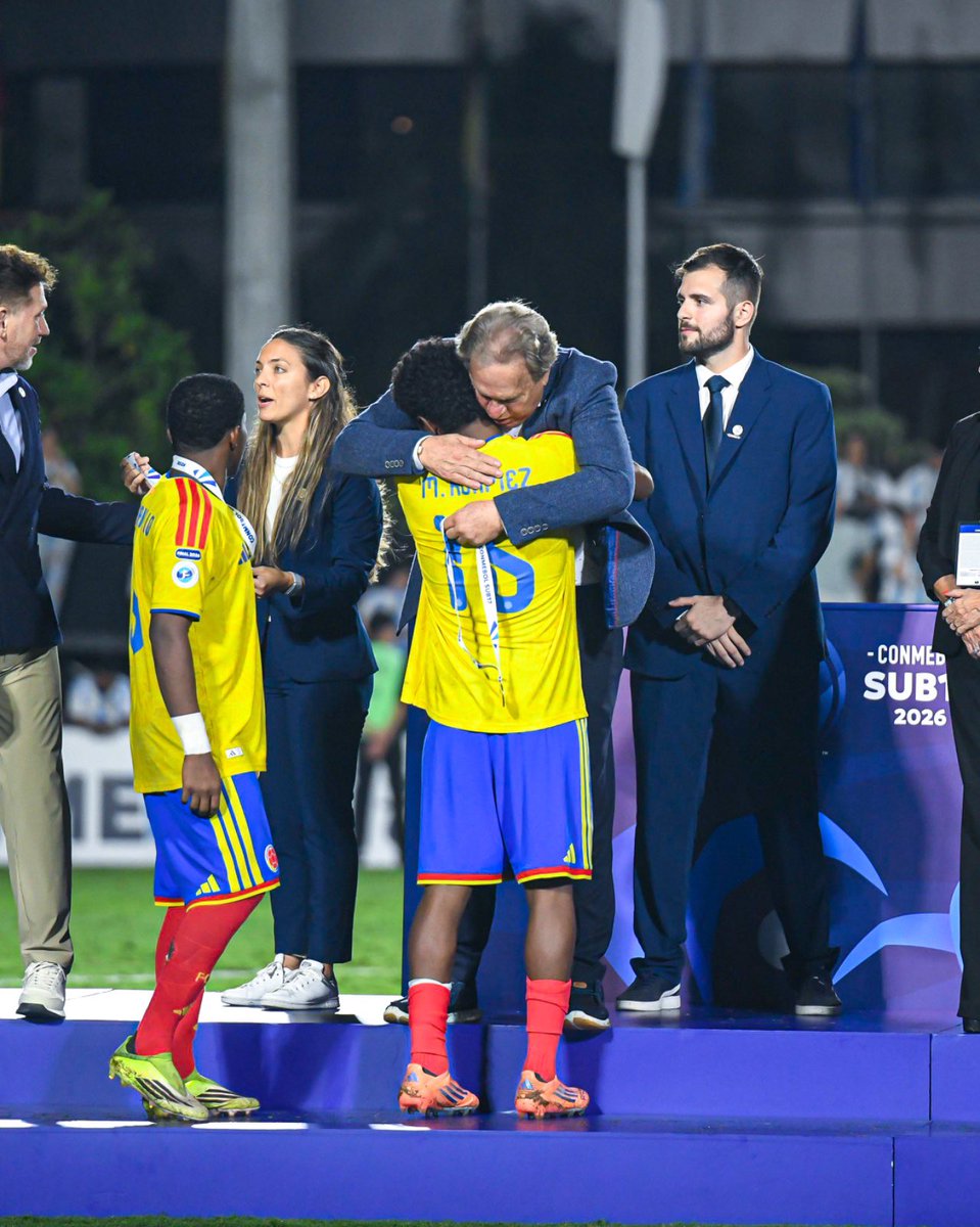 Selección Colombia tweet media