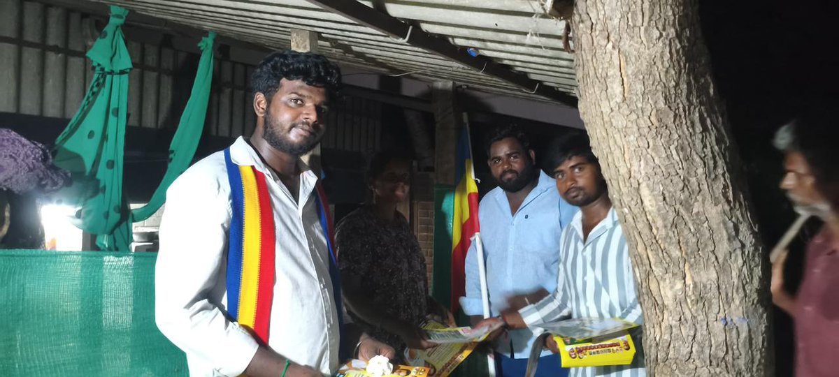 PMKCuddaloreDt's tweet photo. அஇஅதிமுக தலைமையிலான, தேசிய ஜனநாயக கூட்டணியில், காட்டுமன்னார்கோயில் சட்டமன்றத் தொகுதி பாமக வேட்பாளர் வெற்றி பெற மாம்பழத் தினத்தில் வாக்களிப்பீர்!

#election2026 | #PMK | #NDA https://t.co/vQLTncFFhS