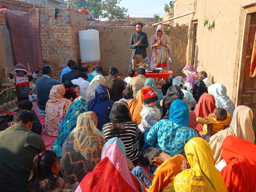 Amir ✝️👑⛪️📖✨️ tweet media