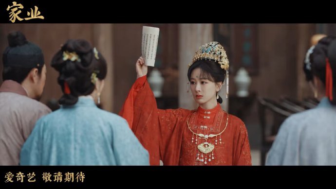 ailuros_san's tweet image. หยางจื่อแชร์ตัวอย่างใหม่ #TheHeir

‘ปกป้องกิจการครอบครัว รู้แจ้งวิถีแห่งน้ำหมึก เจินเหนียงมุ่งมั่นฟันฝ่าเส้นทางของตน!’

m.weibo.cn/detail/5289713…
h5.video.weibo.com/show/1034:5289…

#家业  (#FamilyBusiness)
#JieYe 
#หยางจื่อ #YangZi #杨紫