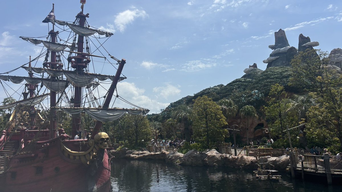 げいる tweet media