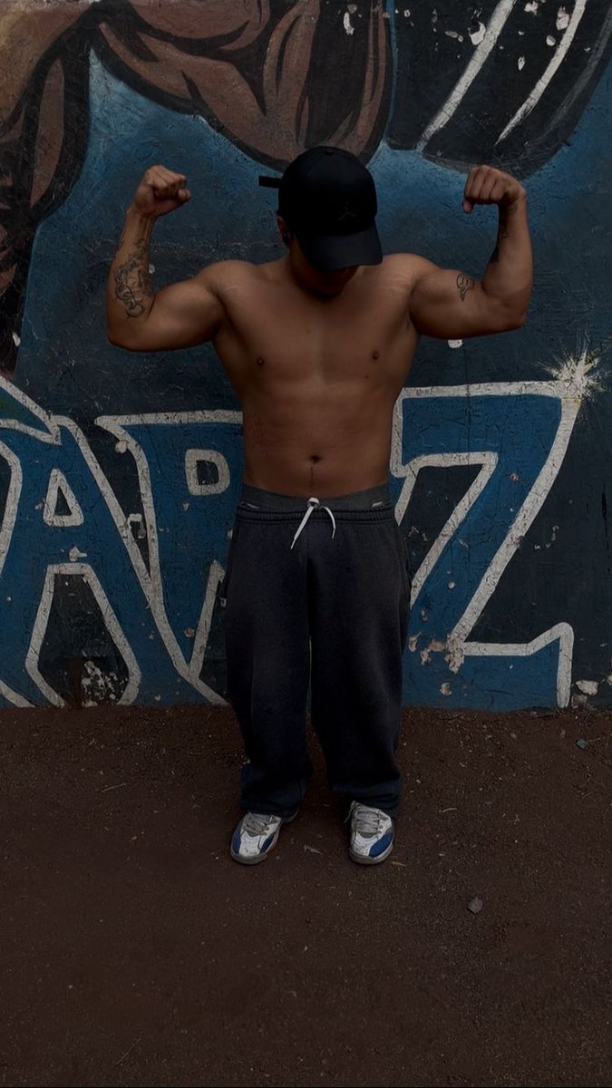 chaka🙏😴 tweet media