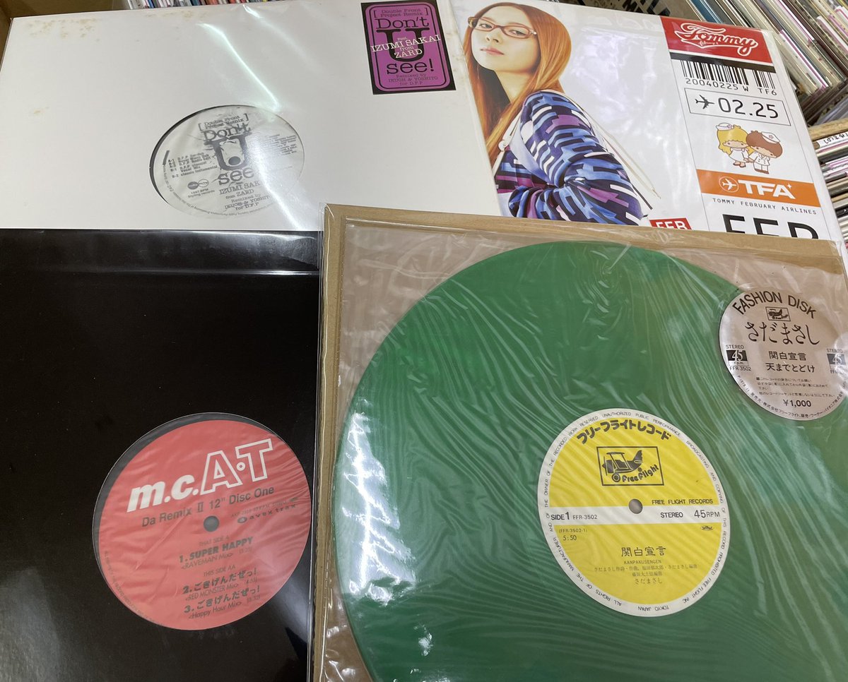secondbeat_'s tweet photo. ※本日4/20(月)16時早仕舞い
明日からしばらく休みです(☘️アルプラザ小杉セール☘️本日最終日17時頃終了！お買い逃しなきよう何卒🙇‍♀️)

セカンドビート新入荷レコードコーナーより
｢関白宣言｣カラー12”盤面シミありますがノイズは気になりません｡
｢ごきげんだぜっ！｣mix入12”など
店頭販売です https://t.co/nZxHzJ2jjB