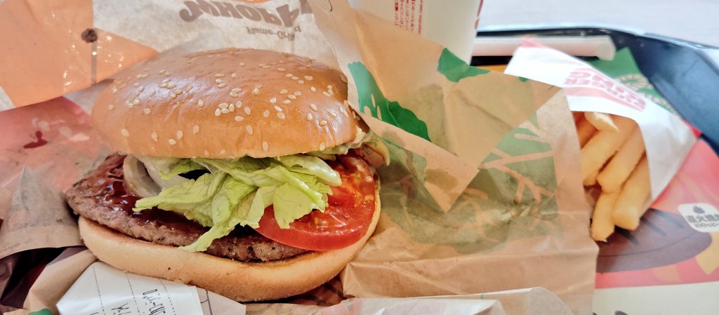 あお/アルエ tweet media