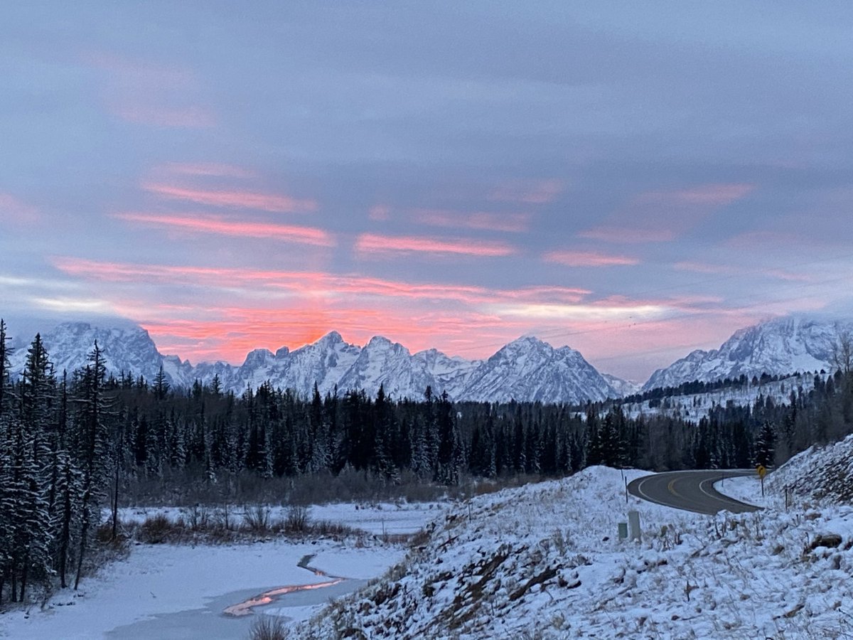 NachoGoblin69's tweet photo. @fuyuto64 Wyoming. The most beautiful place in America. https://t.co/tQDmlXeuYy