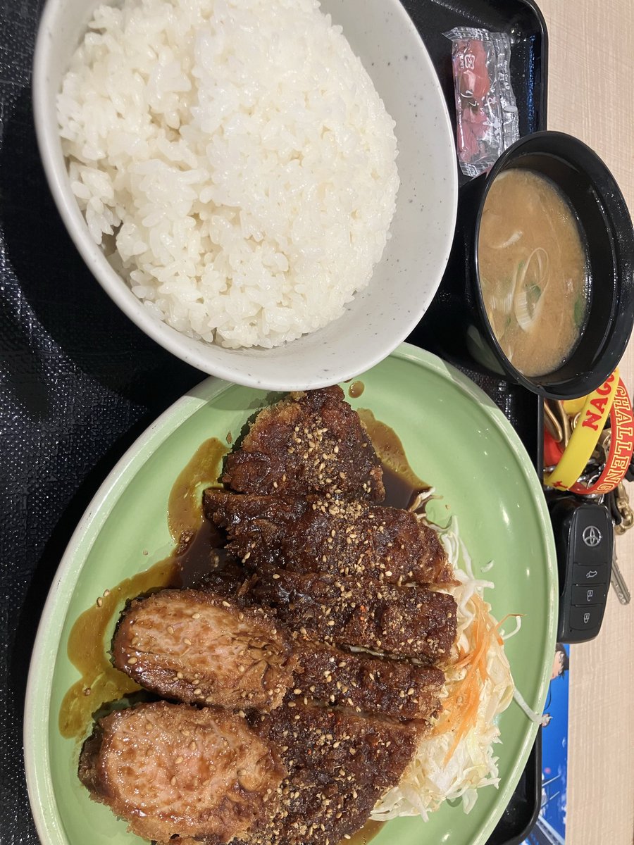 はまだ tweet media