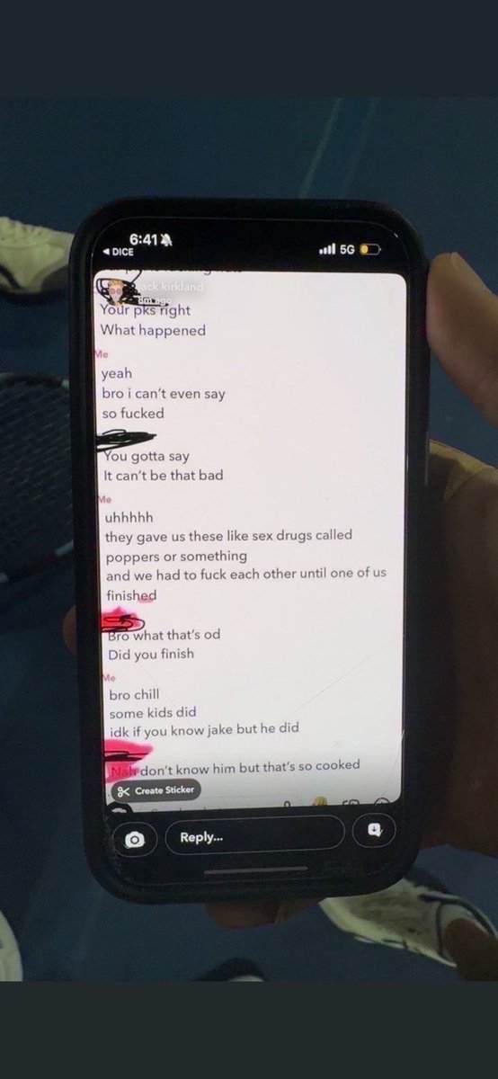 WhiddonMike486's tweet image. Less than ideal look for Colorado boulder. #brotherlylove