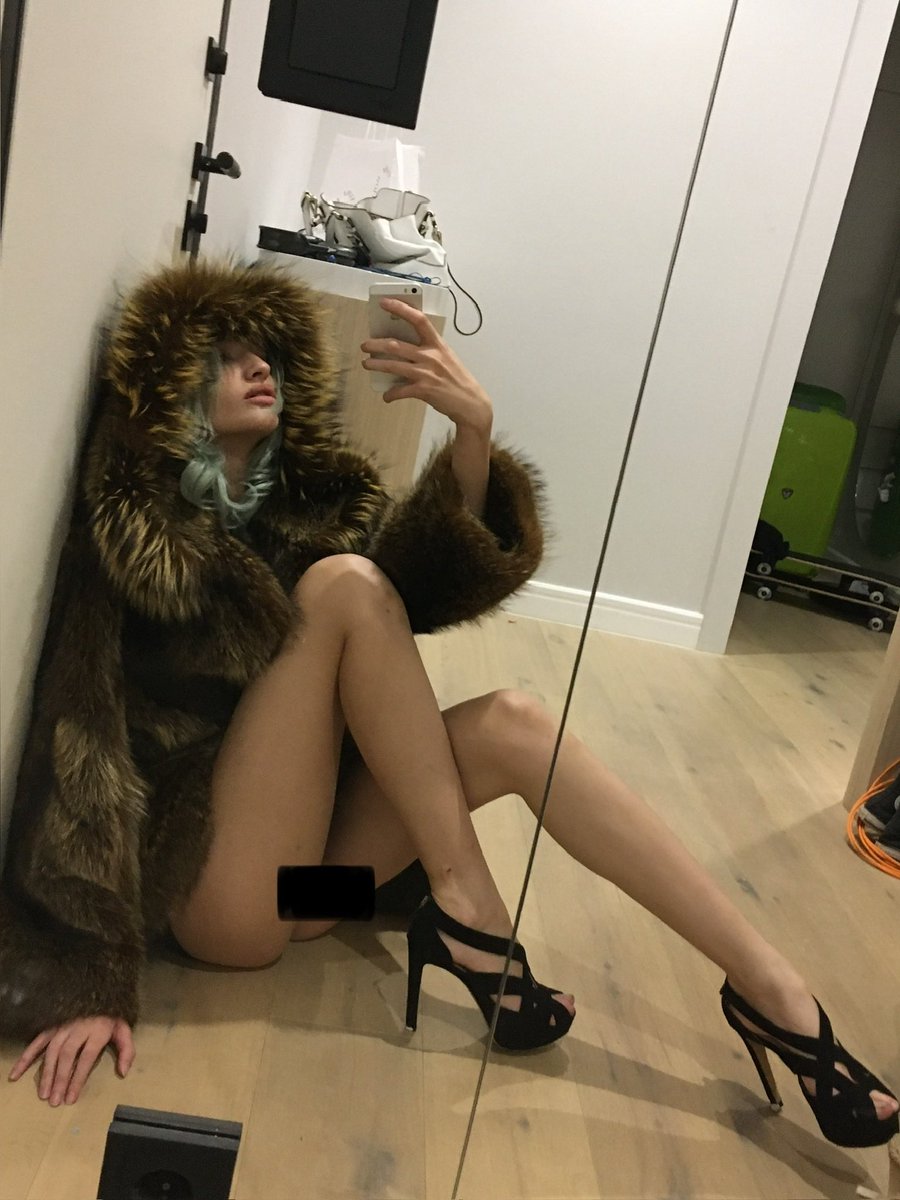 anokhinalol's tweet photo. the original is here: https://t.co/o85JDk8lJX 🩵🩵🩵 https://t.co/Xis23XOOLc