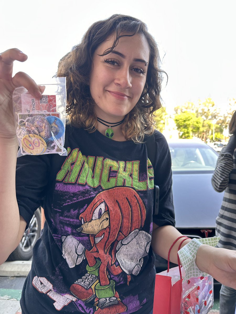 Ryan McCarthy @Free Comic Book Day @TheComicBug tweet media