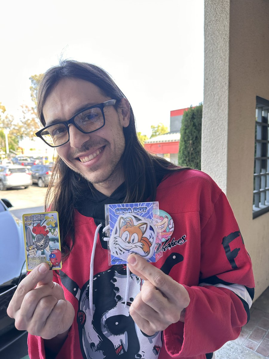 Ryan McCarthy @Free Comic Book Day @TheComicBug tweet media