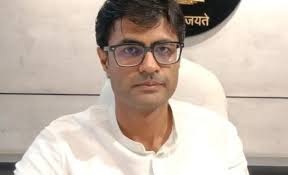 MBureaucrats's tweet image. Nitin Gaur, a 2016-batch IAS officer and former VC of the Hapur Pilkhuwa Development Authority, has been appointed as the new District Magistrate of #Amroha.