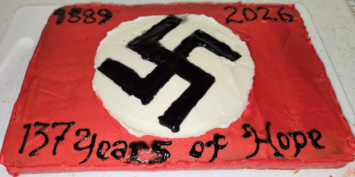 BillNoble14's tweet photo. Limited resources this year; black icing was runny, hence the messy lettering. https://t.co/CLr68qxhKZ