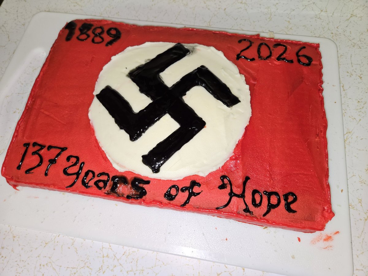 BillNoble14's tweet photo. Limited resources this year; black icing was runny, hence the messy lettering. https://t.co/CLr68qxhKZ