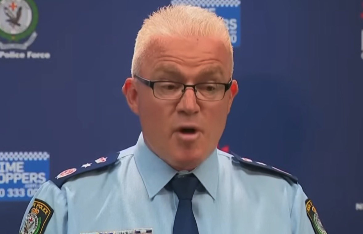 stranger tweet media