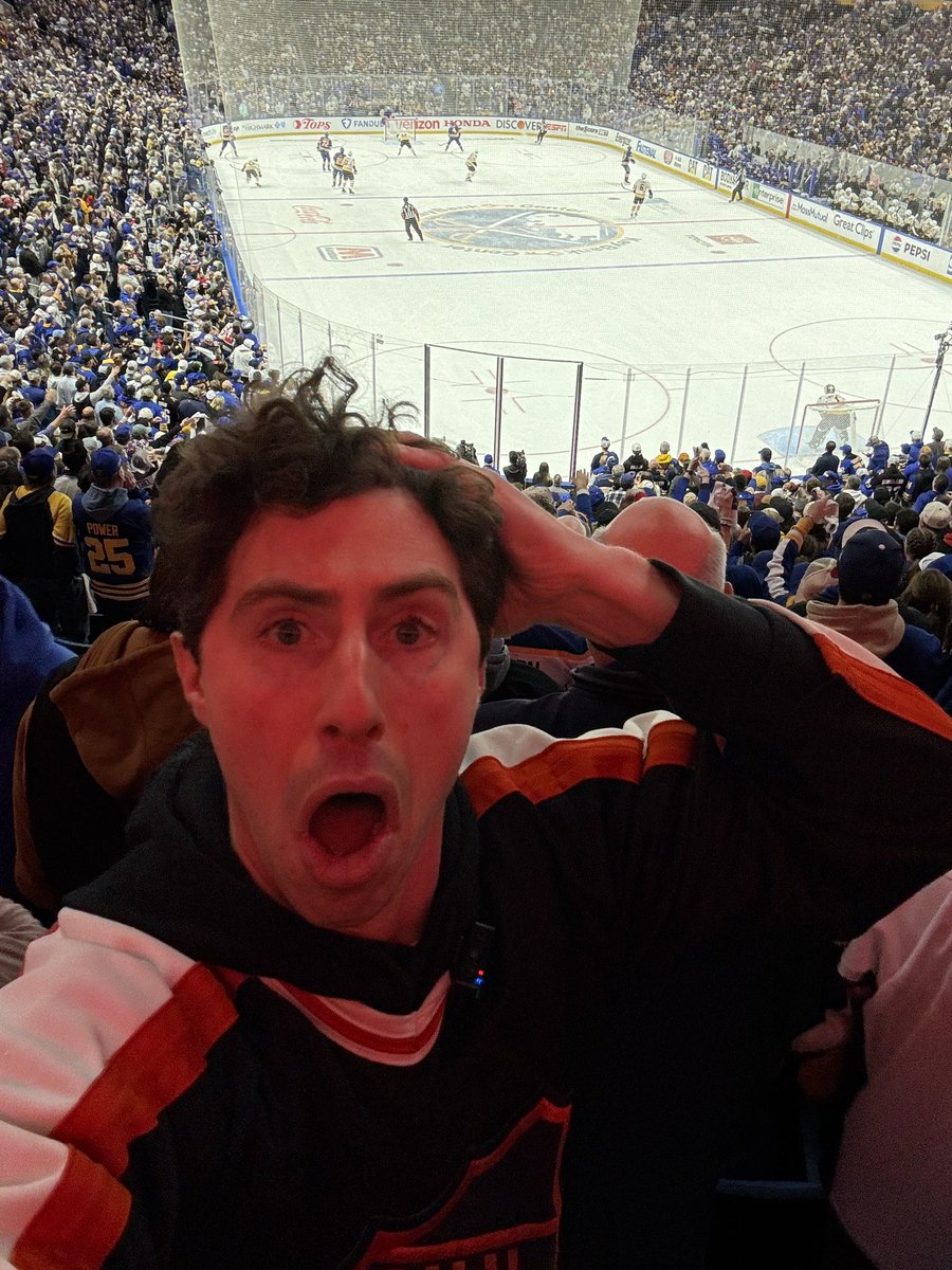 jpolly22's tweet image. Behind Game 7 of Jets vs. Blues, that Sabres game was the best game of hockey I’ve ever seen. And one of the loudest barns I’ve ever been in. 

Unbelievable 🦬