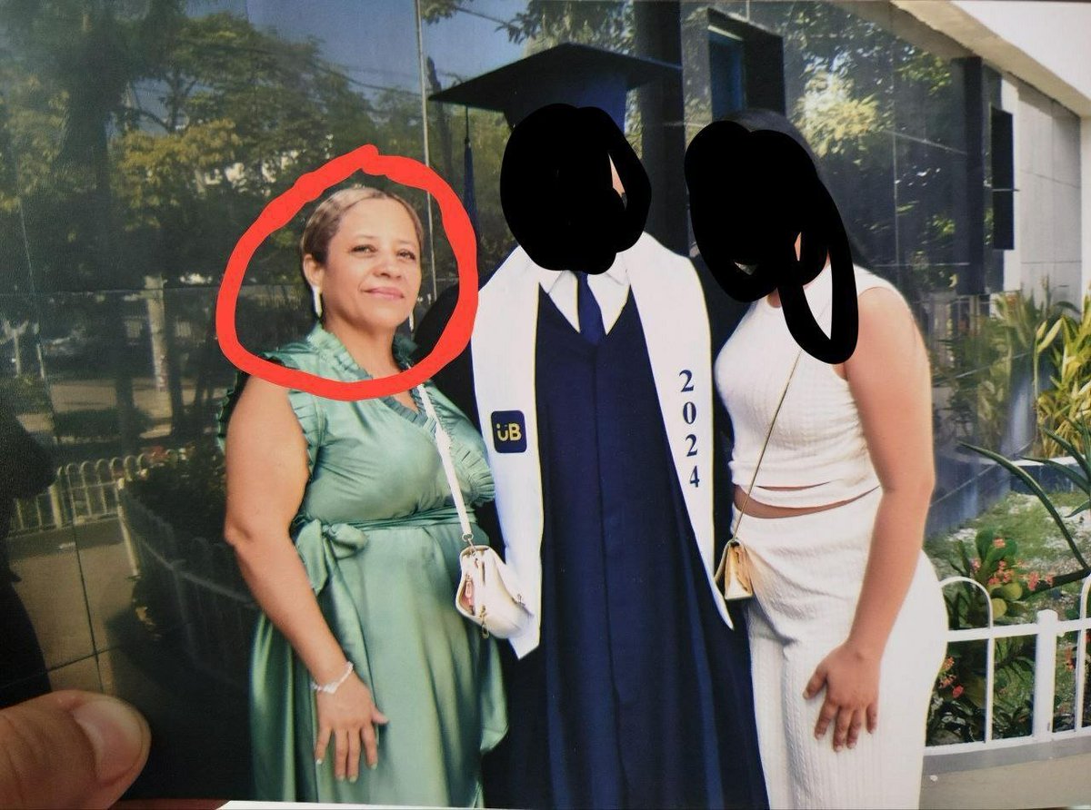 Enjoypics tweet media