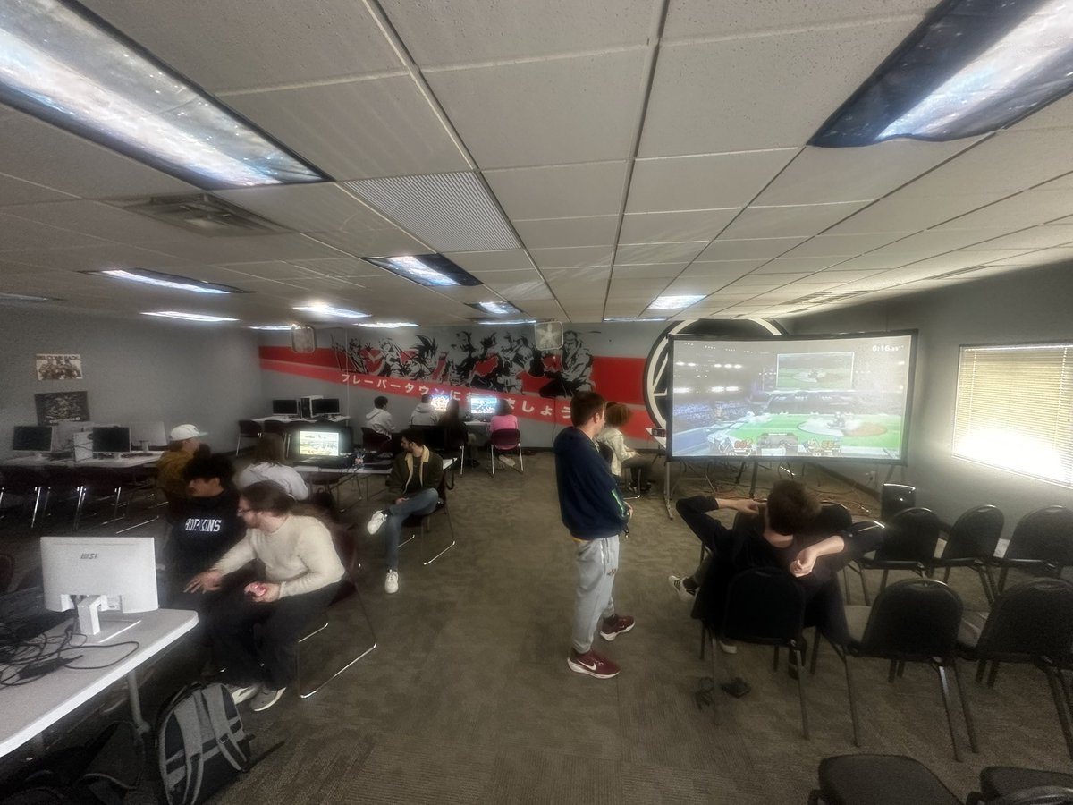 Power Play! tweet media