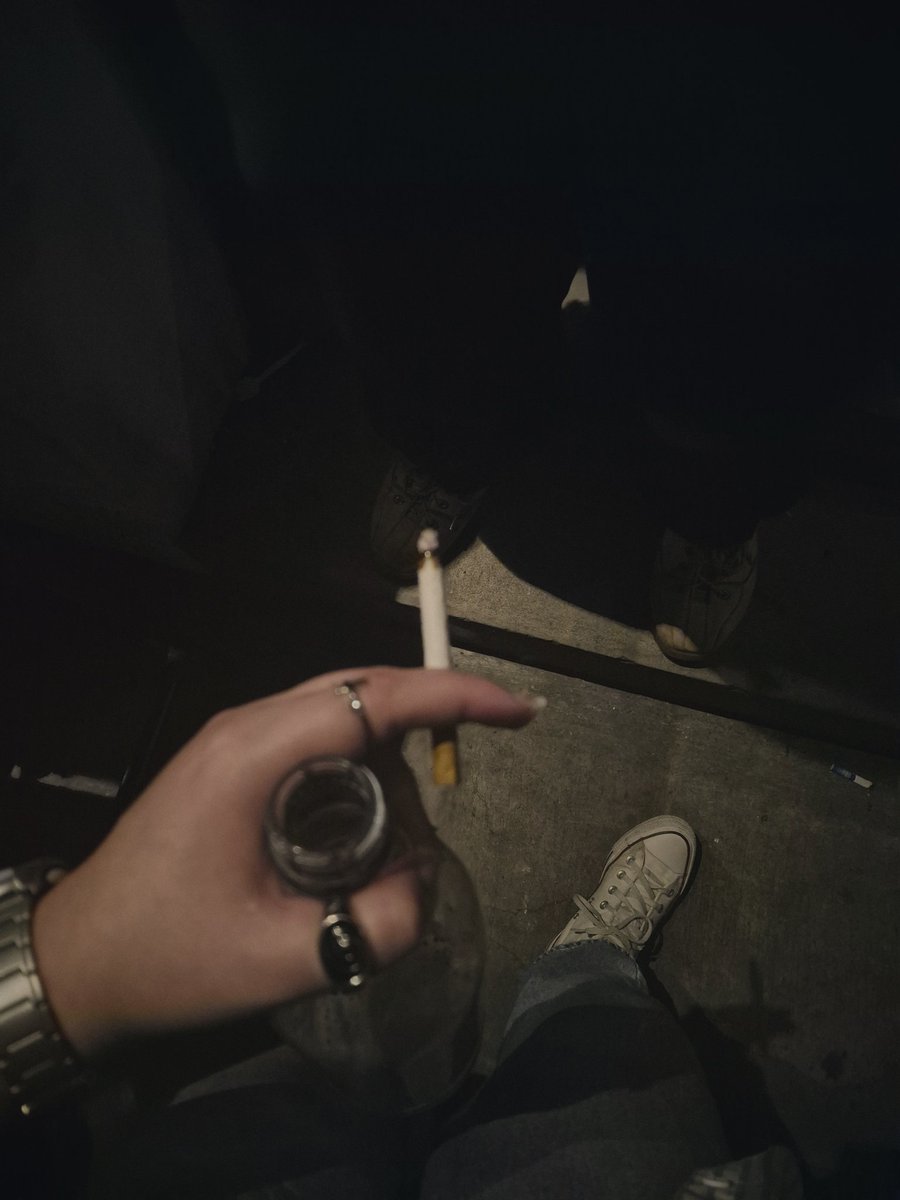 julia pingas som de makita pra dormir tweet media