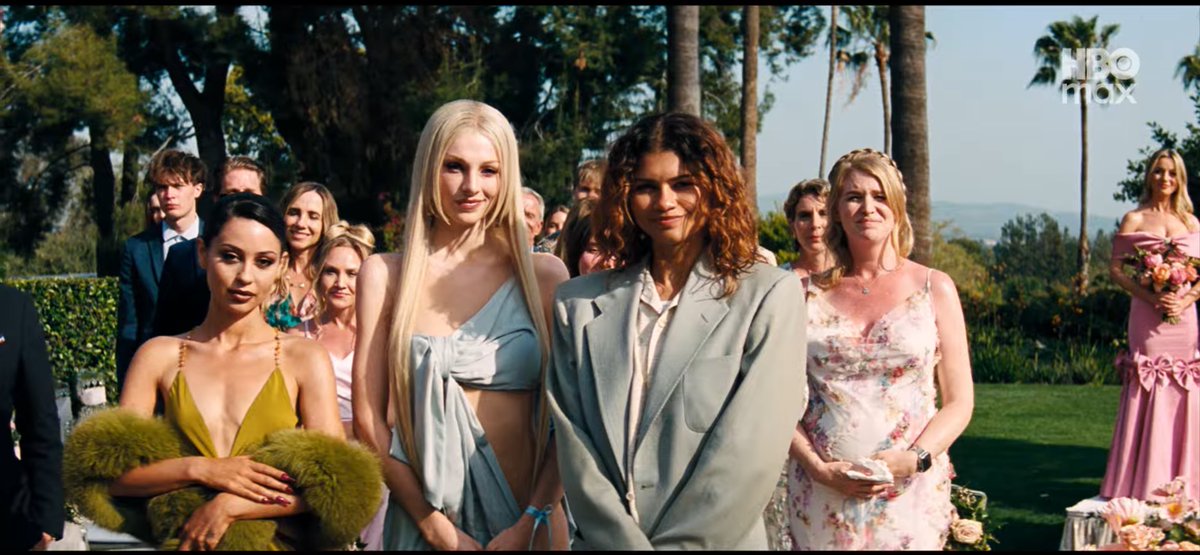 Hunter Schafer Central tweet media