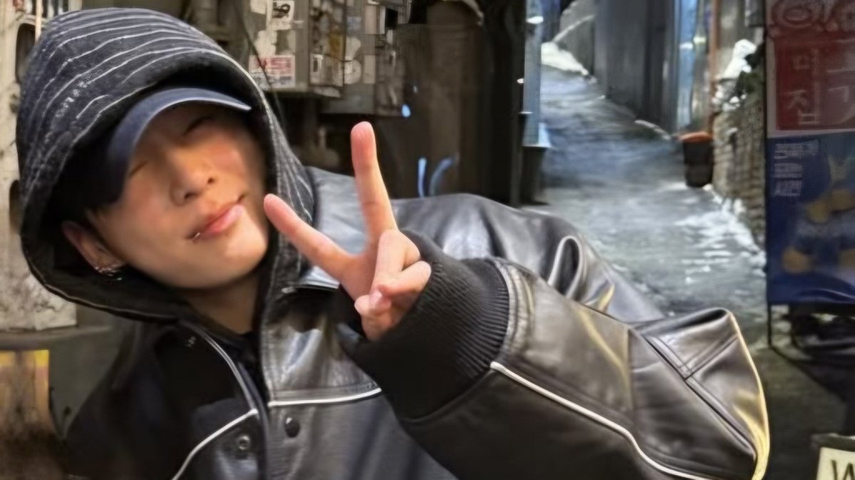 ria aus 🍒 VOY A VER A BTS tweet media