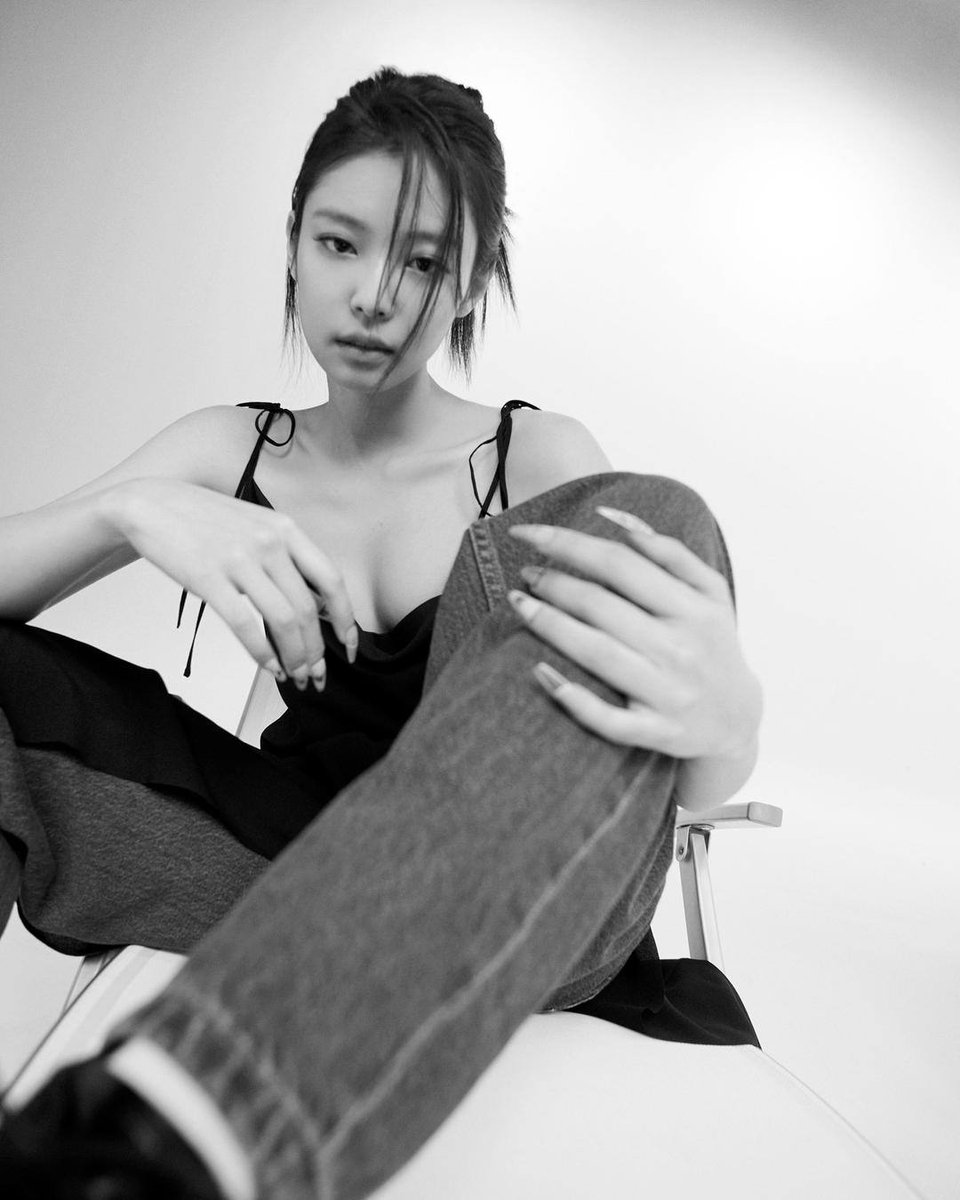 Danagul45100001's tweet image. According to People, Jennie will attend the TIME 100 Gala in New York City on April 23.

#JENNIE #TIME