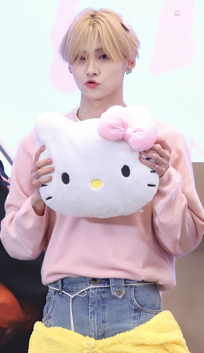 우유소주 tweet media