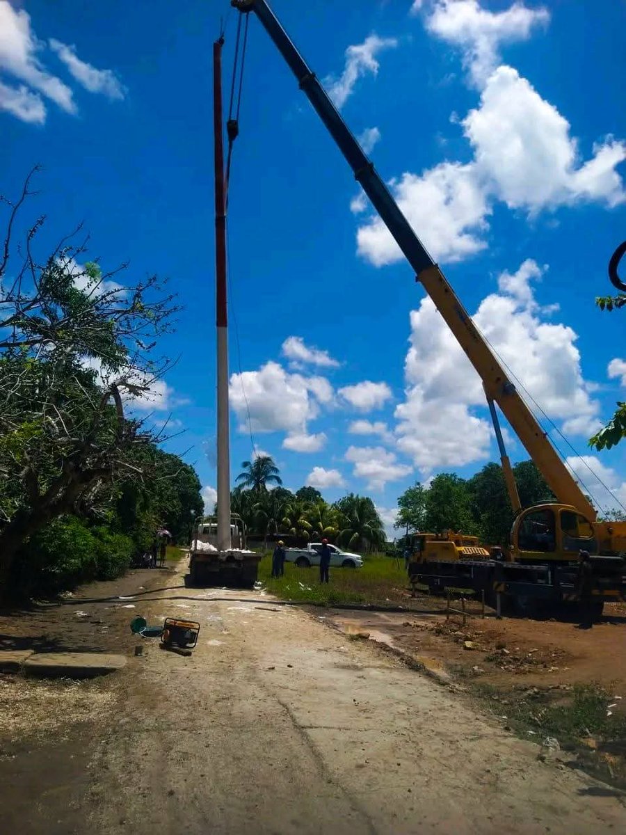 CMKXDigital's tweet image. #ProvinciaGranma | Yudelkis Ortiz Barceló, primera secretaria del Partido en Granma, y la gobernadora Yanetsy Terry Gutiérrez visitaron este domingo la comunidad José Martí (más conocida como la Martí), en el municipio #Yara.
#Cuba
#100AñosConFidel