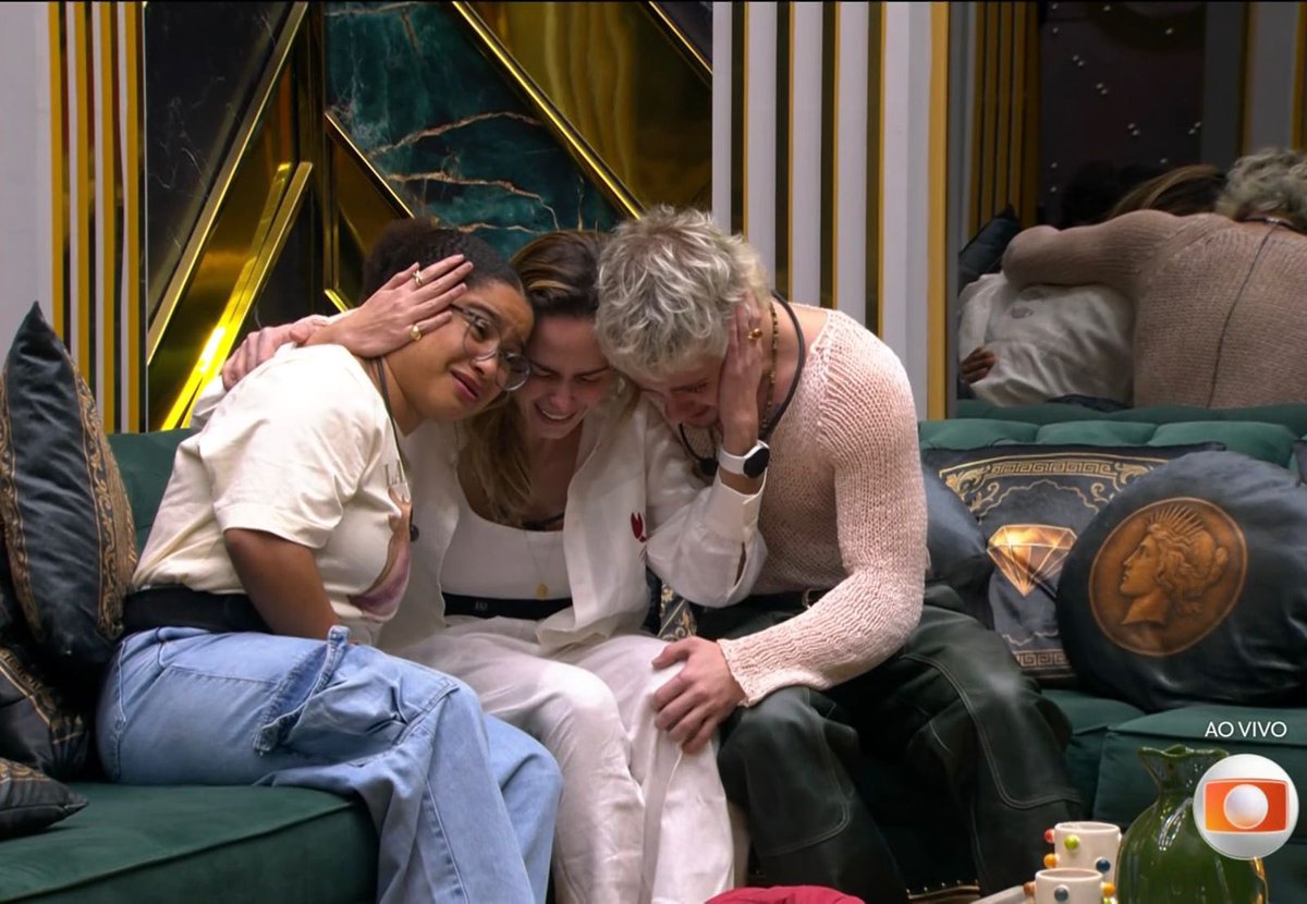 o BBB é eterno! 🩵
do carinho da adm para todos. 

#NIVEAnoBBB #BBB26