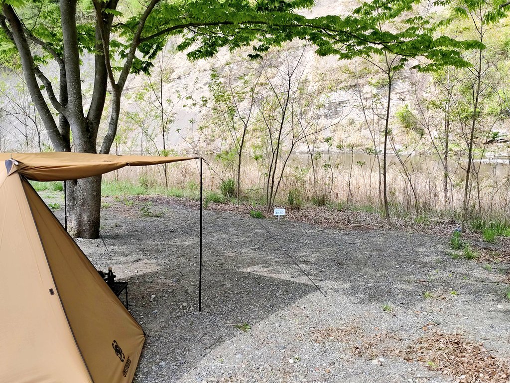 solocamper1's tweet photo. 2泊目のキャンプ地
🏕️埼玉秩父キャンプ＆グランピング リバーサイドキャンプフィールド秩父
⛰️標高210m　💰今回ソロ1泊1100円
🚙乗り入れ可　📶docomo:◯　au:◯
新しくてきれいなのに、お手頃なキャンプ場でした😊
#キャンプ場
#キャンプ好きな人と繋がりたい https://t.co/hTdbPK6ERH